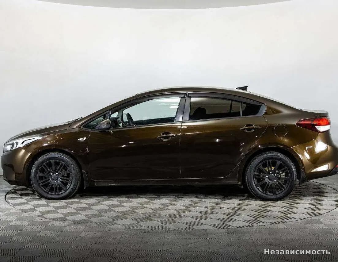 KIA Cerato 2018 с пробегом — фото 7