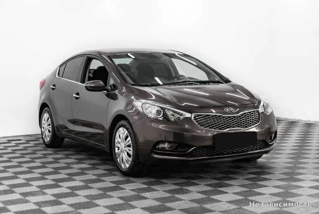 KIA Cerato 2013 с пробегом — фото 3