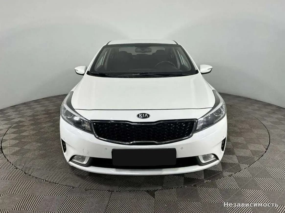 KIA Cerato 2018 с пробегом — фото 2