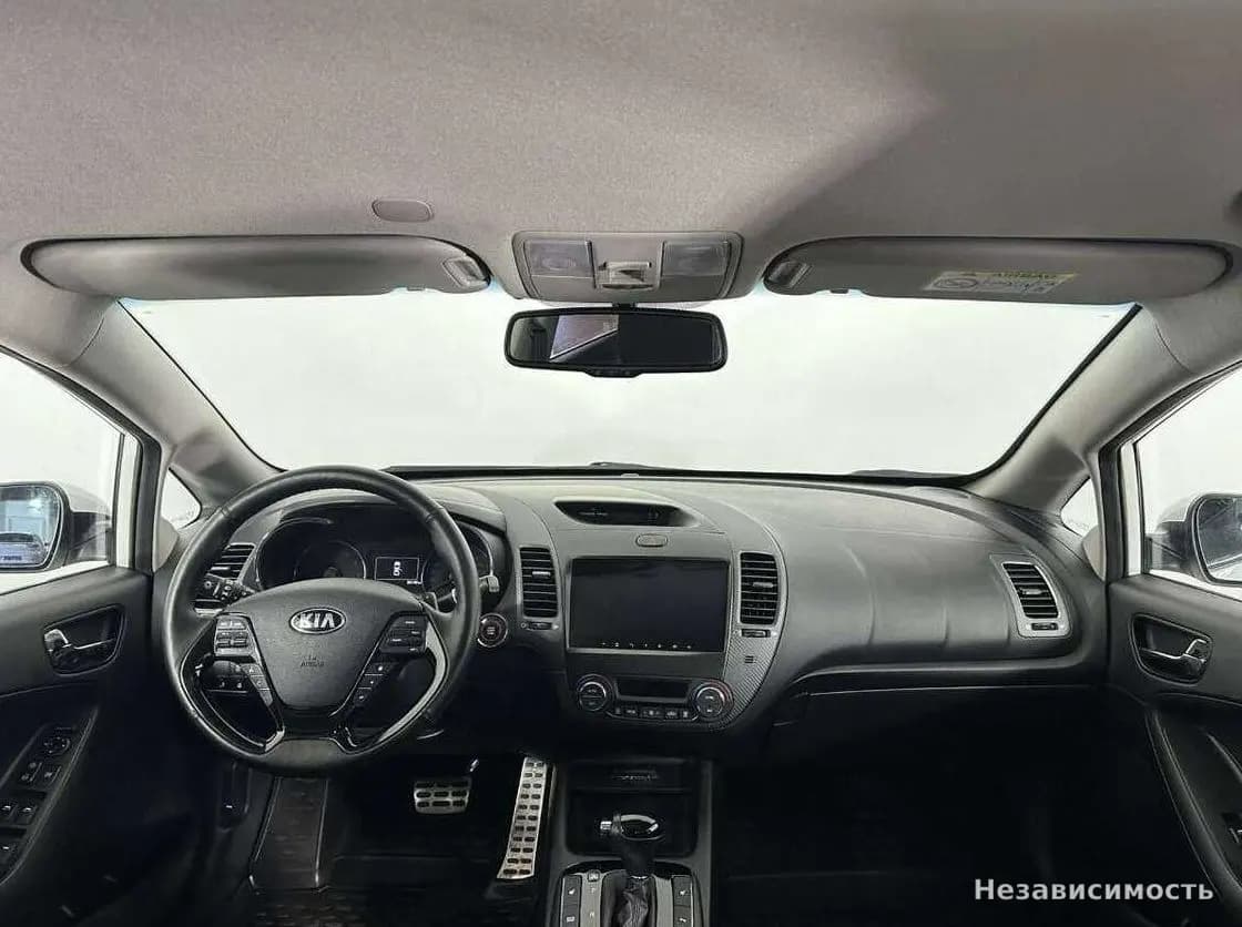 KIA Cerato 2018 с пробегом — фото 7