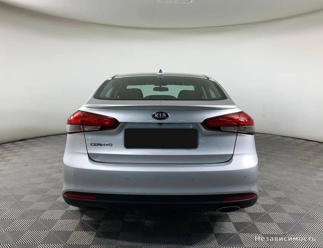 KIA Cerato 2017 с пробегом — фото 6