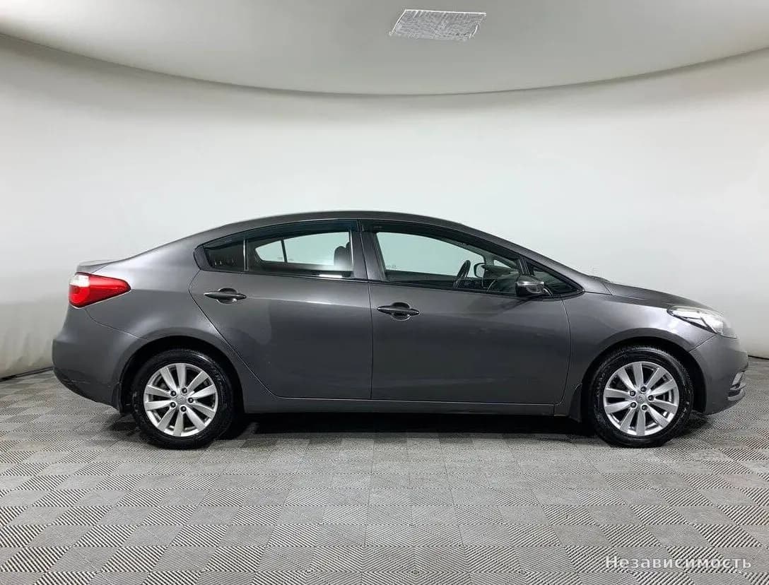 KIA Cerato 2013 с пробегом — фото 4