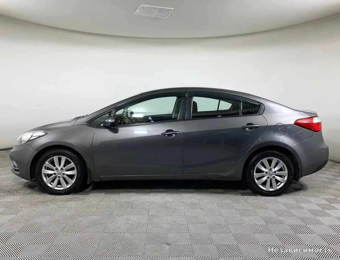 KIA Cerato 2013 с пробегом — фото 8