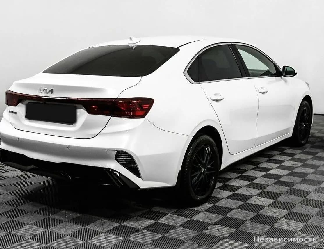 KIA Cerato 2022 с пробегом — фото 5