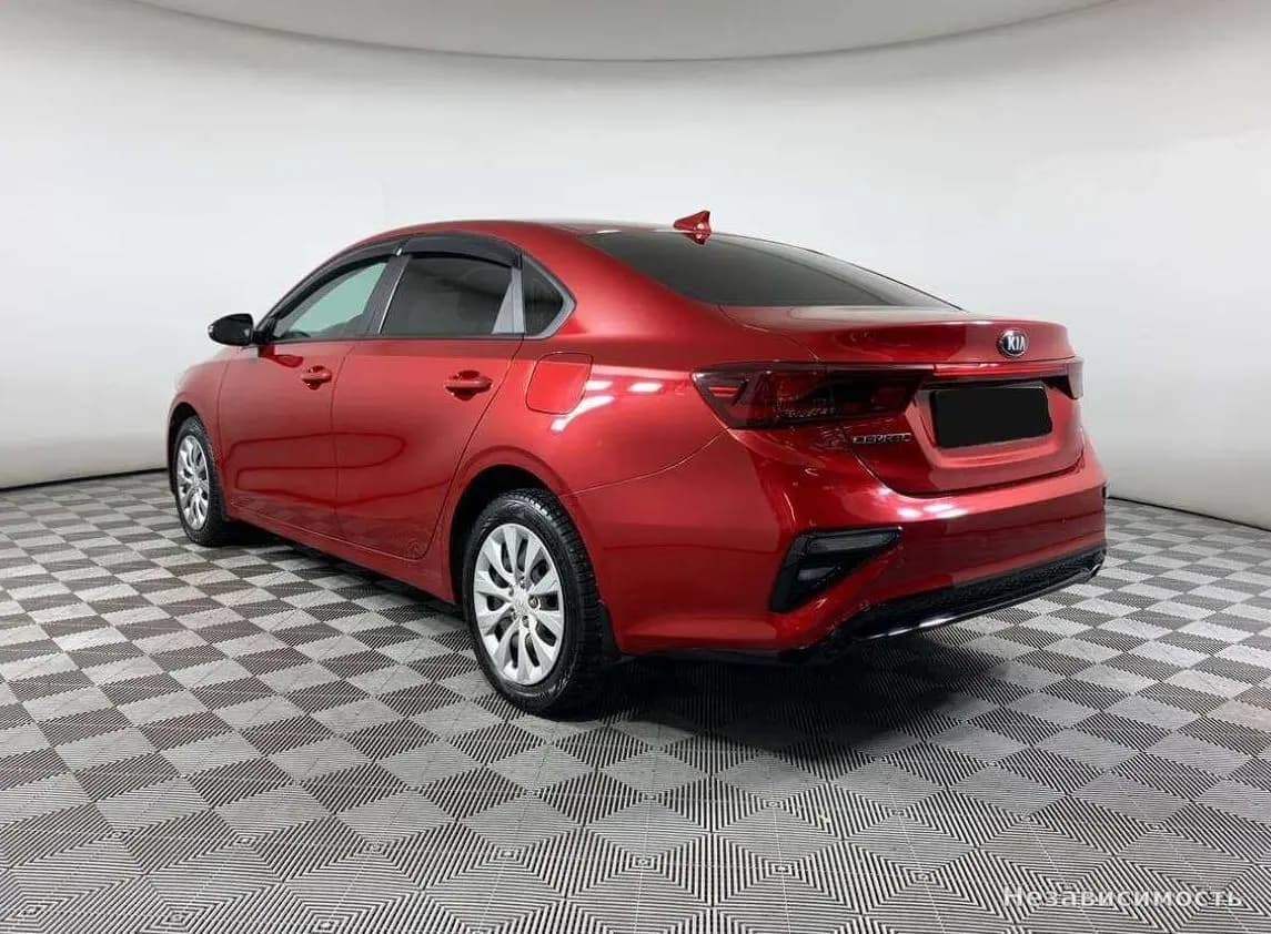 KIA Cerato 2019 с пробегом — фото 6
