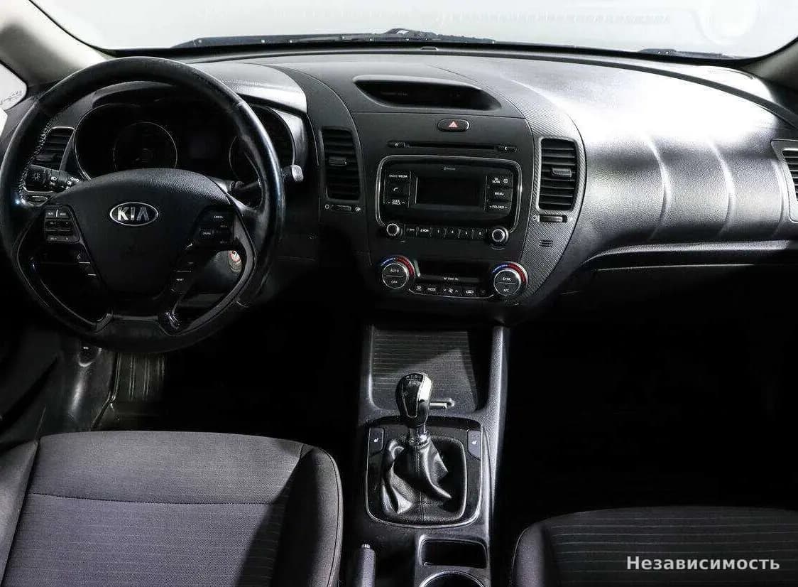 KIA Cerato 2017 с пробегом — фото 10