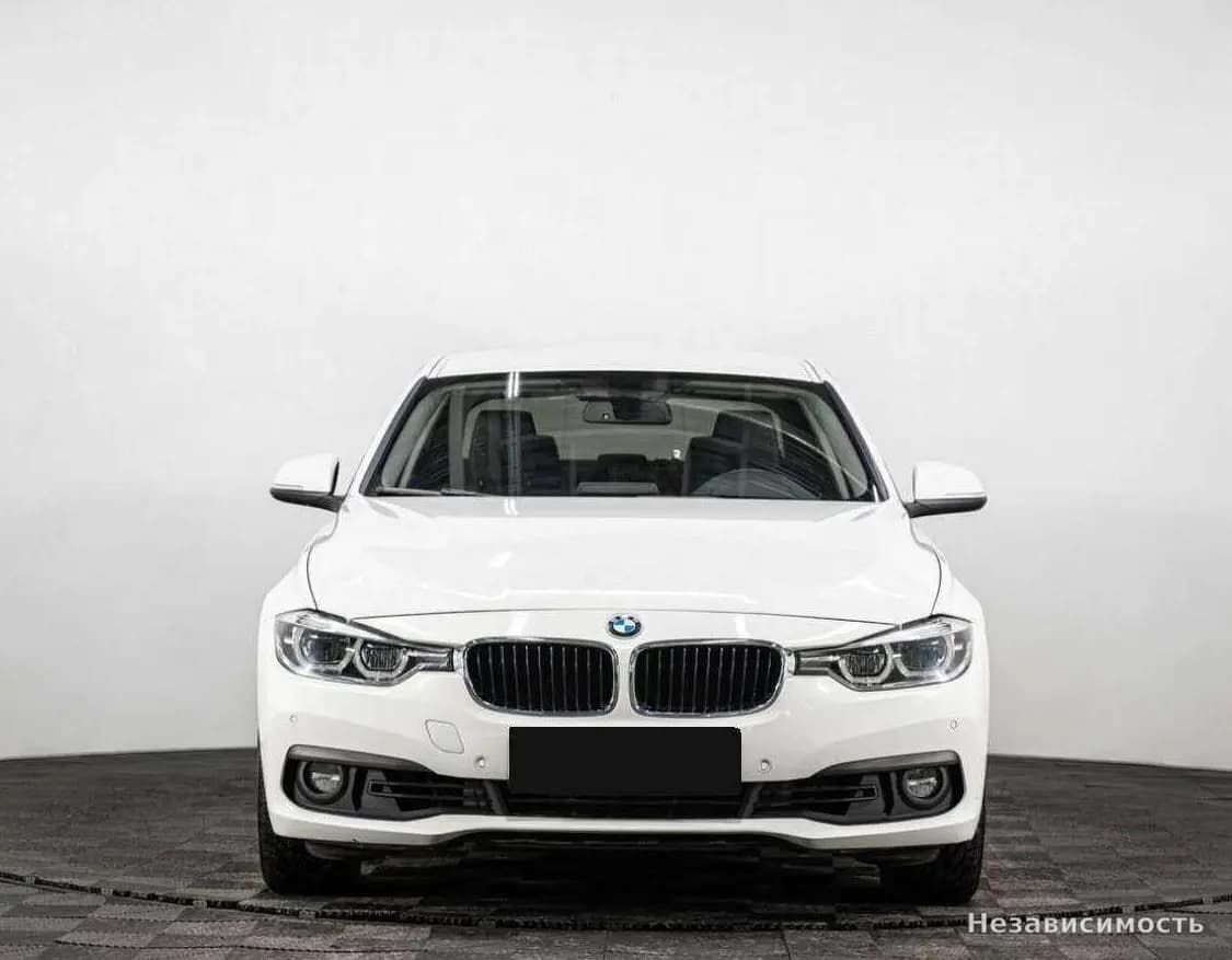 BMW 3 серии 2015 с пробегом — фото 2