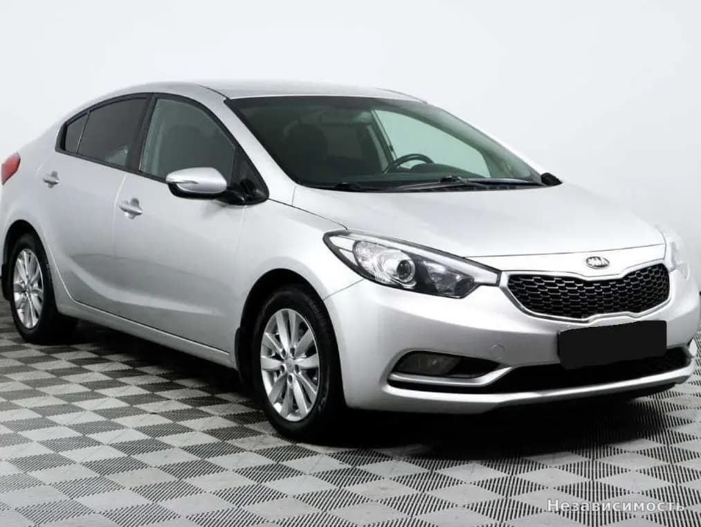 KIA Cerato 2014 с пробегом — фото 3