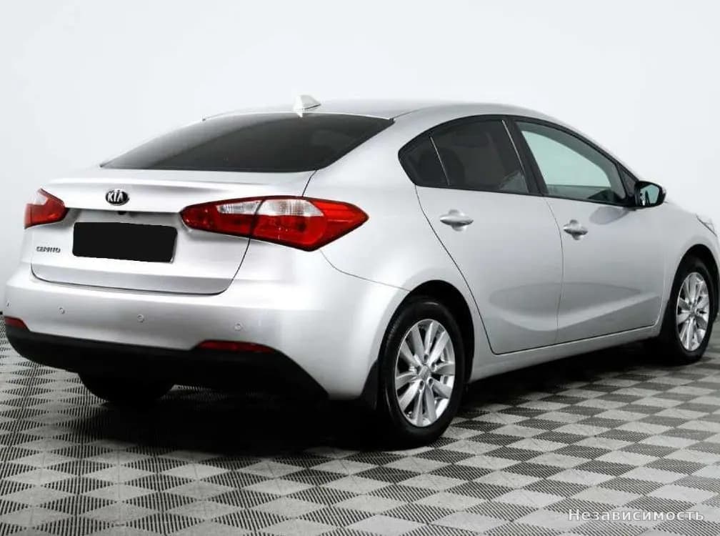 KIA Cerato 2014 с пробегом — фото 5