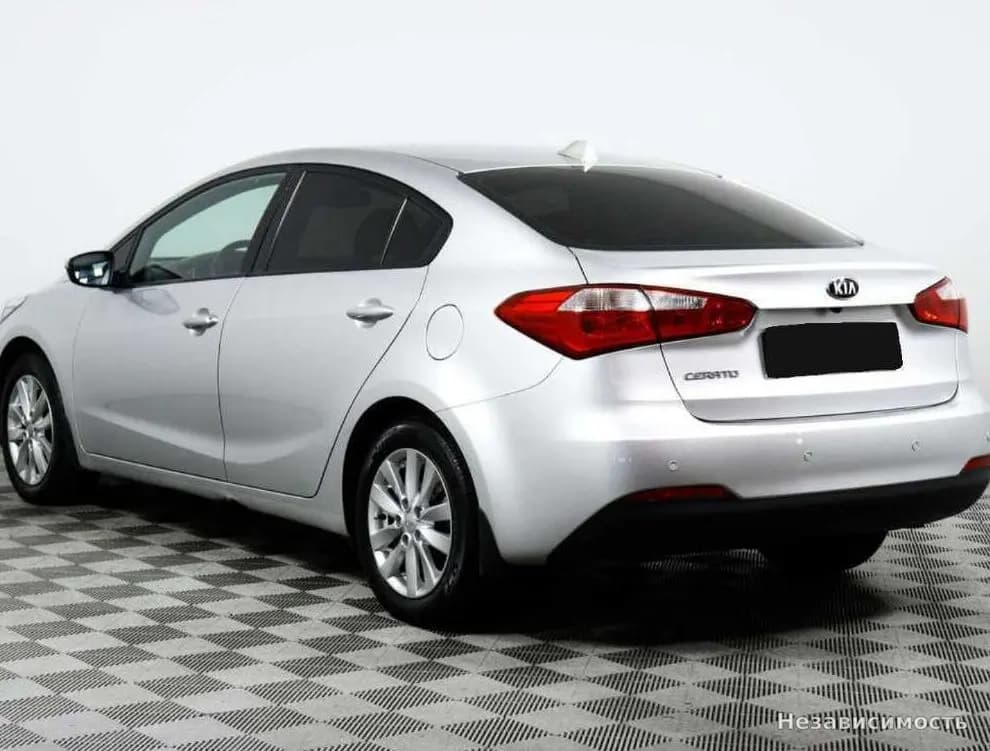KIA Cerato 2014 с пробегом — фото 7