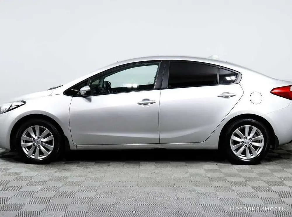 KIA Cerato 2014 с пробегом — фото 8