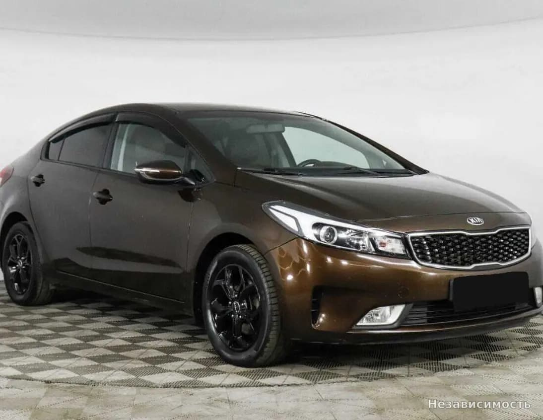 KIA Cerato 2017 с пробегом — фото 3