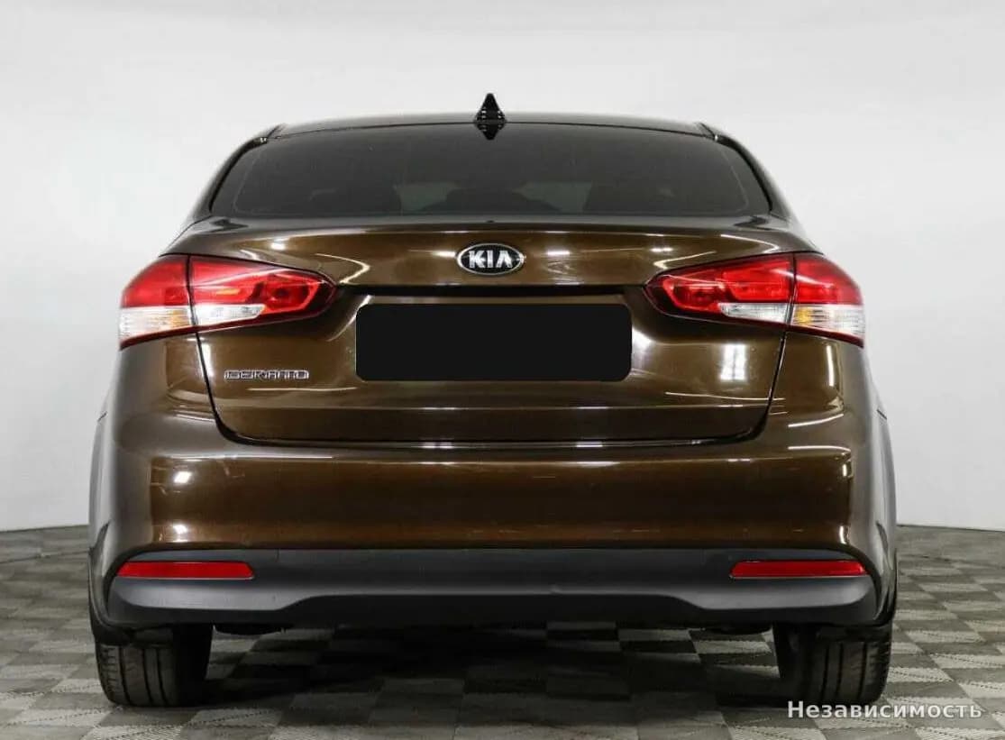 KIA Cerato 2017 с пробегом — фото 6