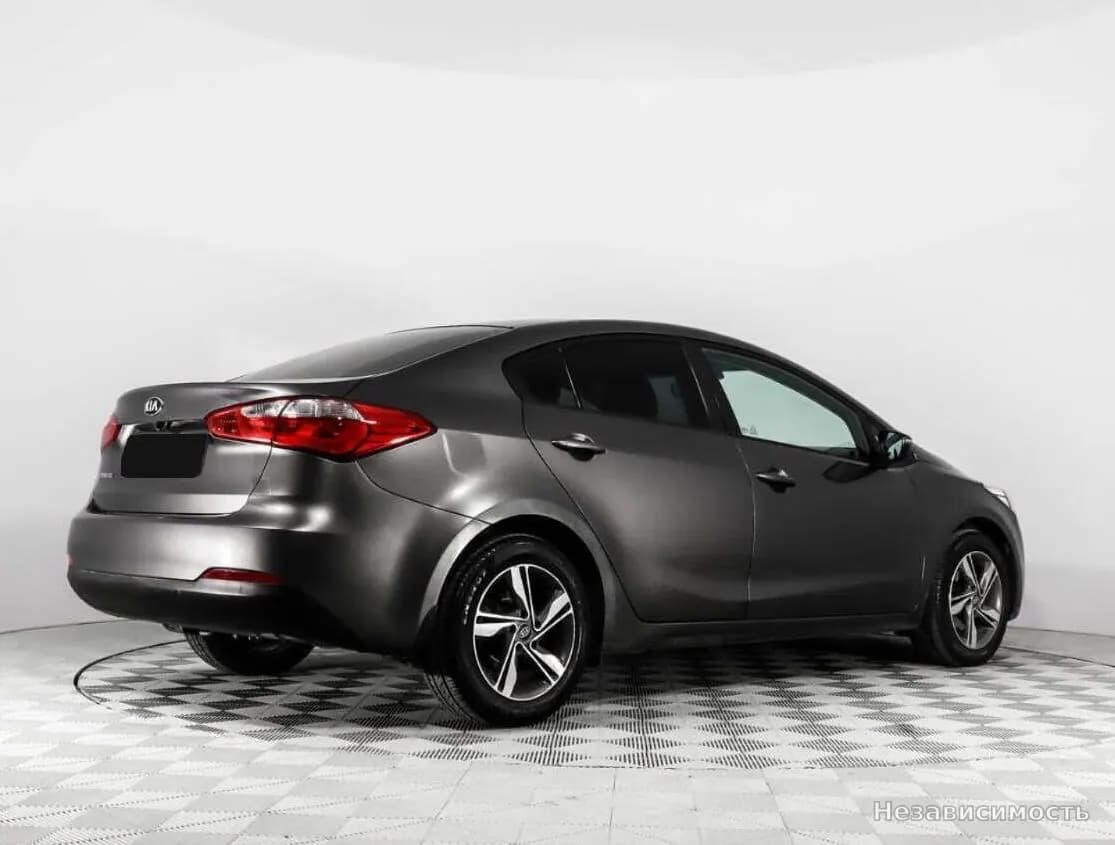 KIA Cerato 2016 с пробегом — фото 5