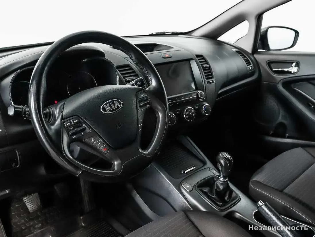 KIA Cerato 2016 с пробегом — фото 9