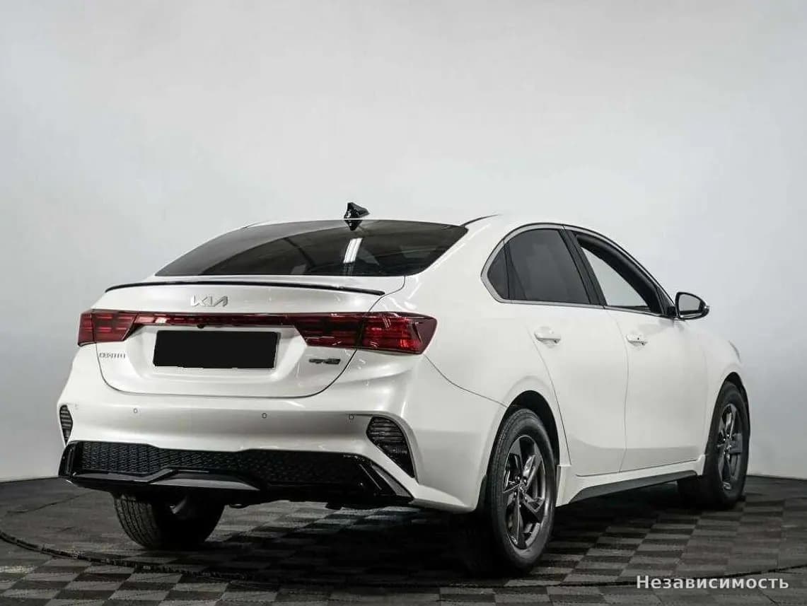 KIA Cerato 2022 с пробегом — фото 4