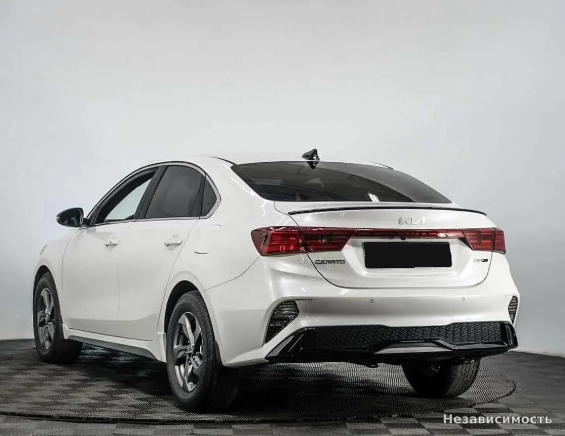 KIA Cerato 2022 с пробегом — фото 6
