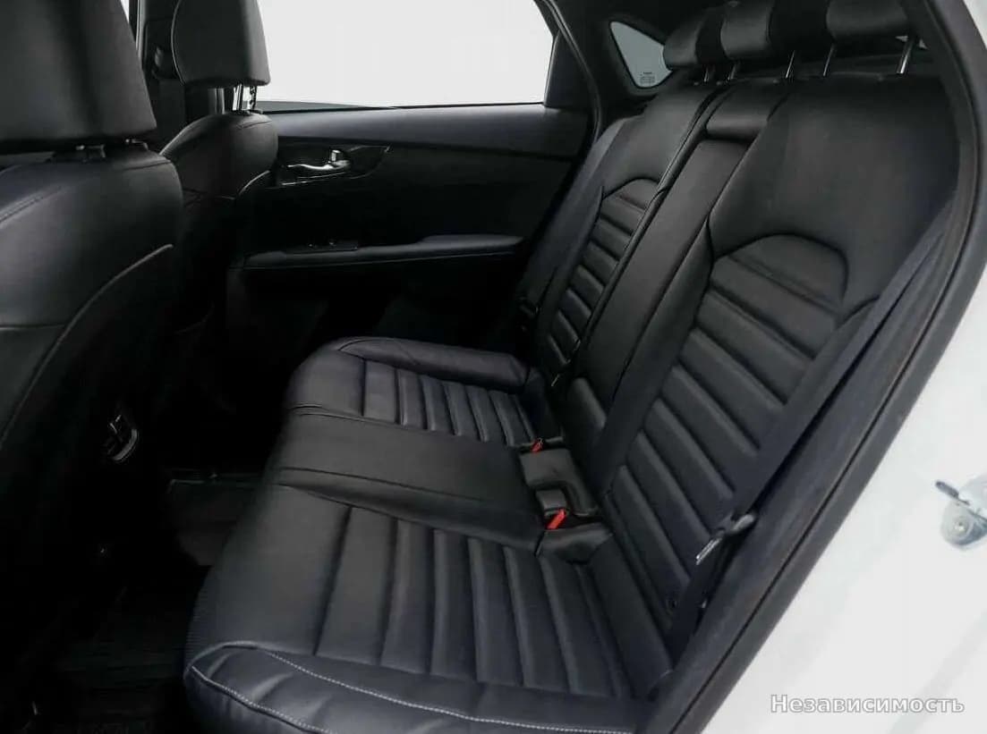 KIA Cerato 2022 с пробегом — фото 10