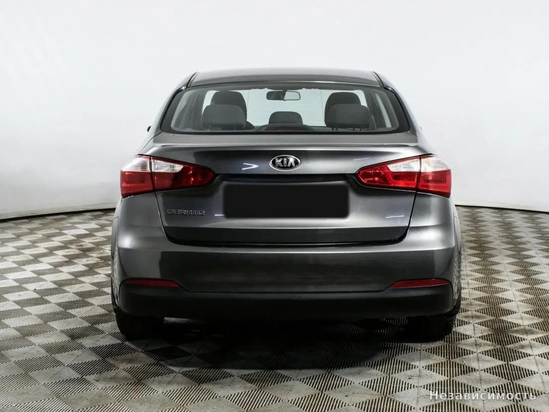 KIA Cerato 2015 с пробегом — фото 5