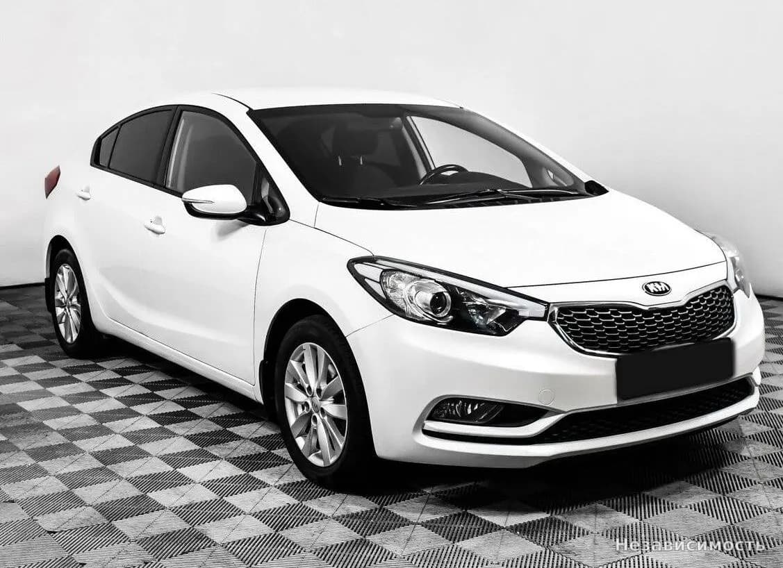 KIA Cerato 2013 с пробегом — фото 3