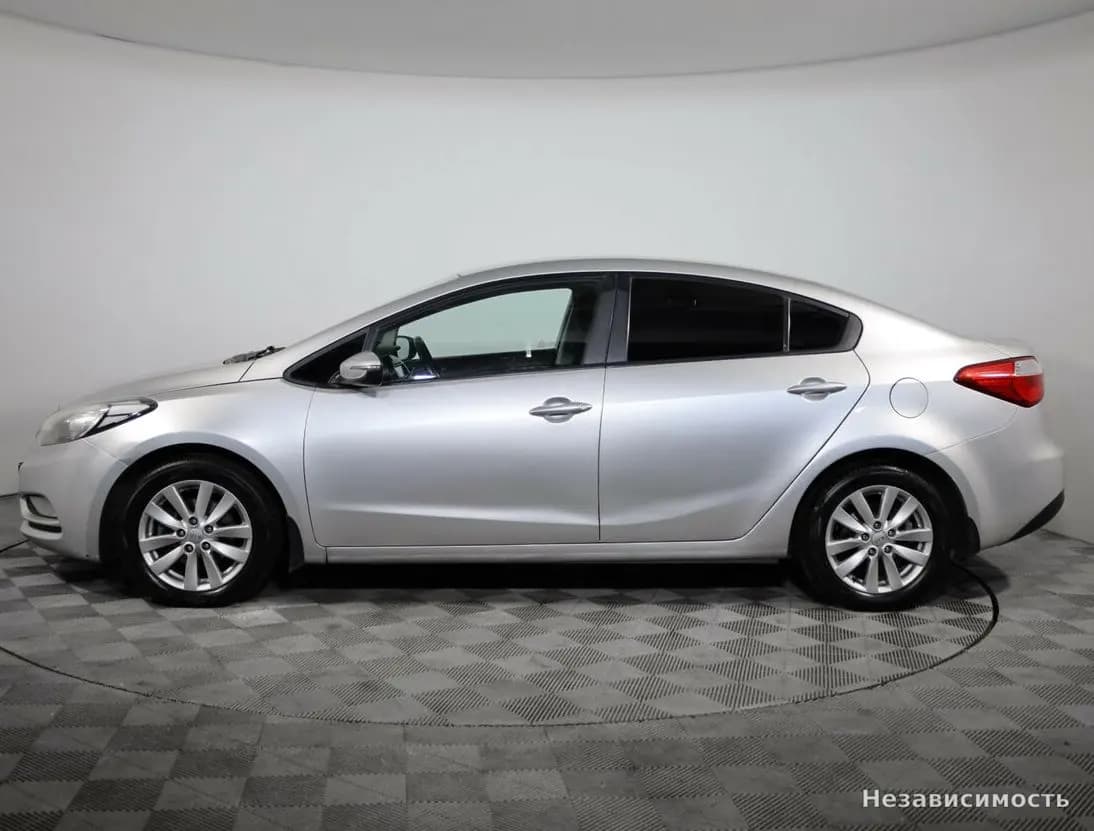 KIA Cerato 2013 с пробегом — фото 8