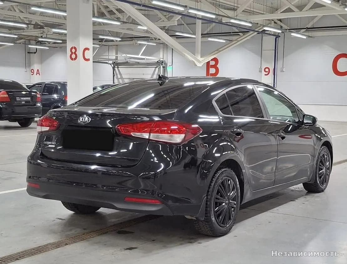 KIA Cerato 2019 с пробегом — фото 5