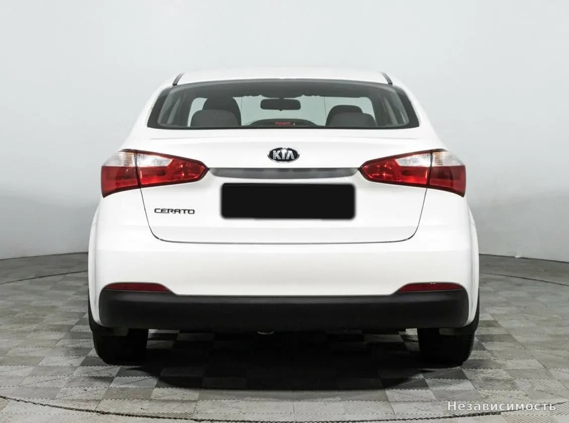 KIA Cerato 2015 с пробегом — фото 6