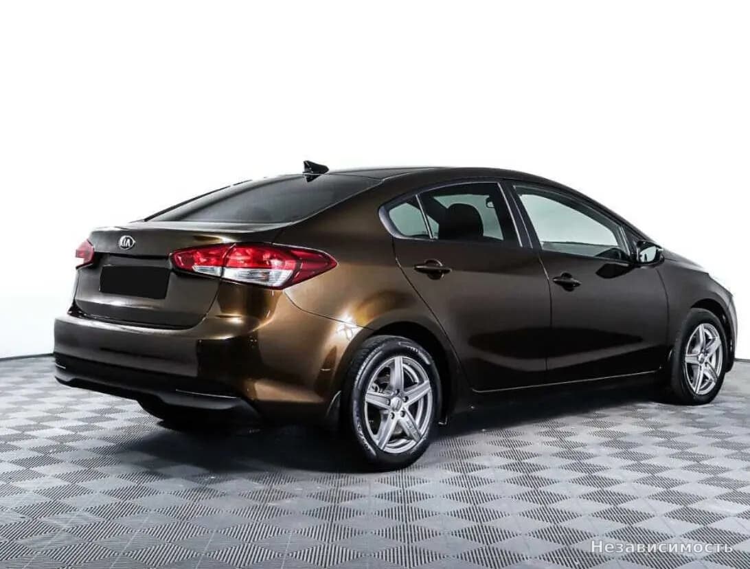 KIA Cerato 2017 с пробегом — фото 5