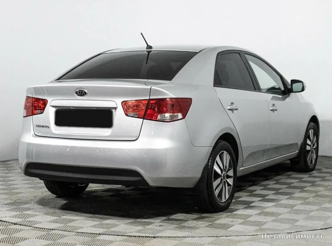 KIA Cerato 2012 с пробегом — фото 5