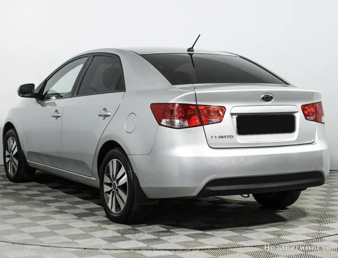 KIA Cerato 2012 с пробегом — фото 7
