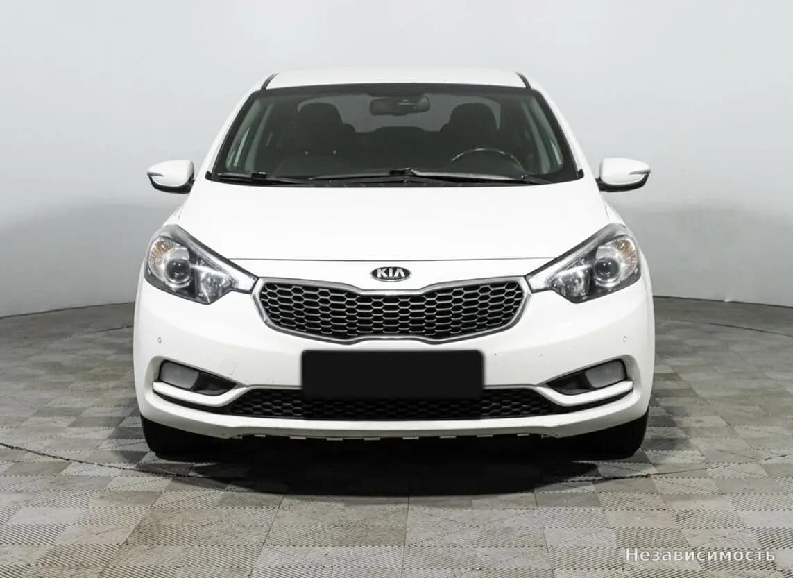 KIA Cerato 2015 с пробегом — фото 2