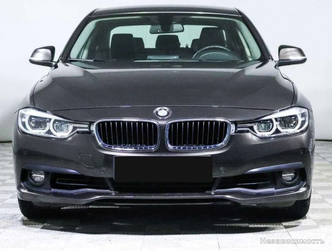 BMW 3 серии 2017 с пробегом — фото 2