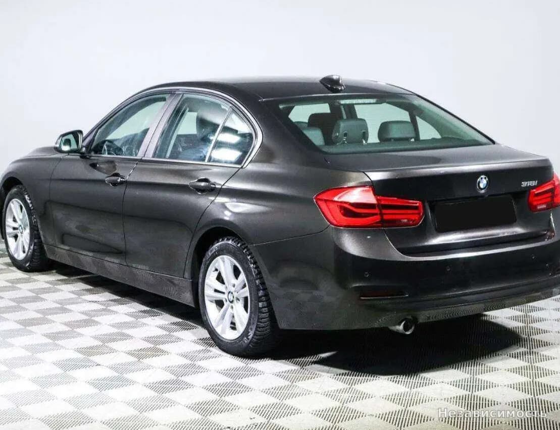 BMW 3 серии 2017 с пробегом — фото 5