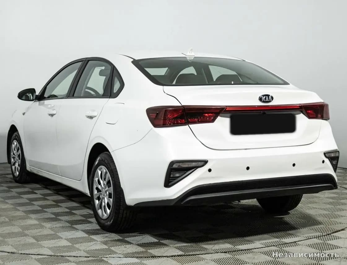 KIA Cerato 2019 с пробегом — фото 7