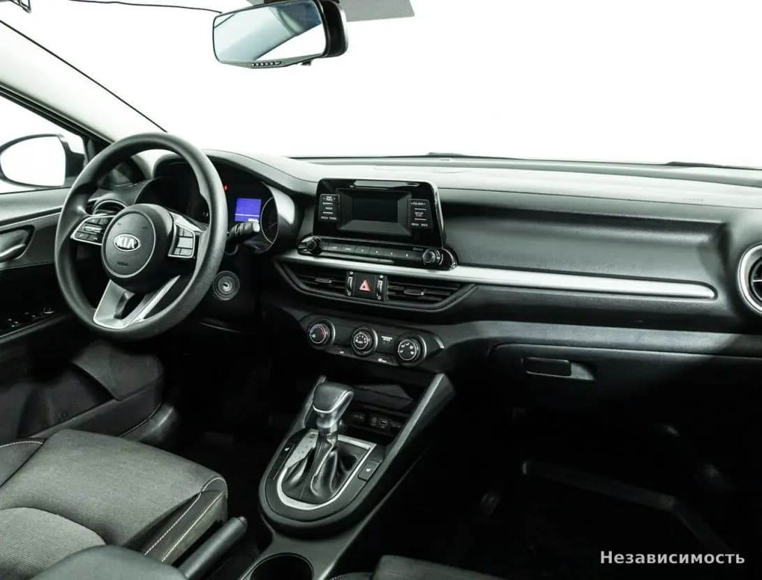 KIA Cerato 2019 с пробегом — фото 9