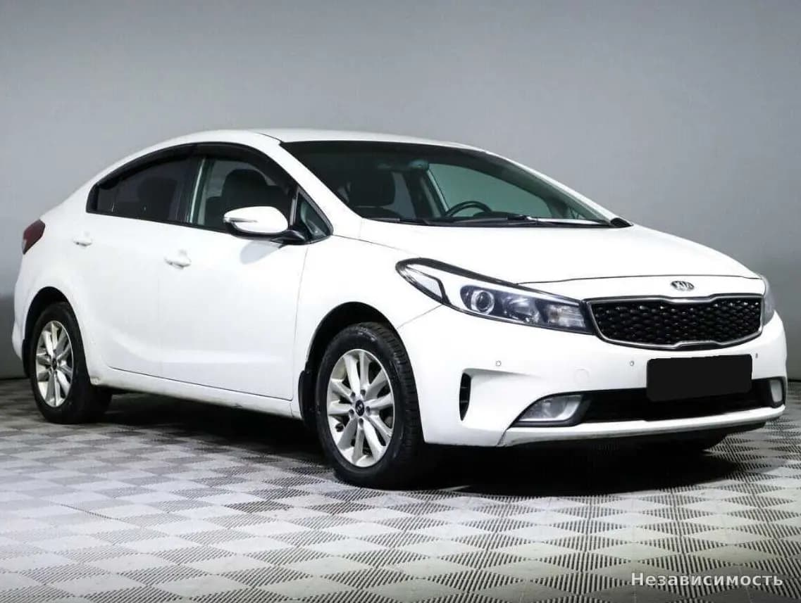KIA Cerato 2018 с пробегом — фото 3
