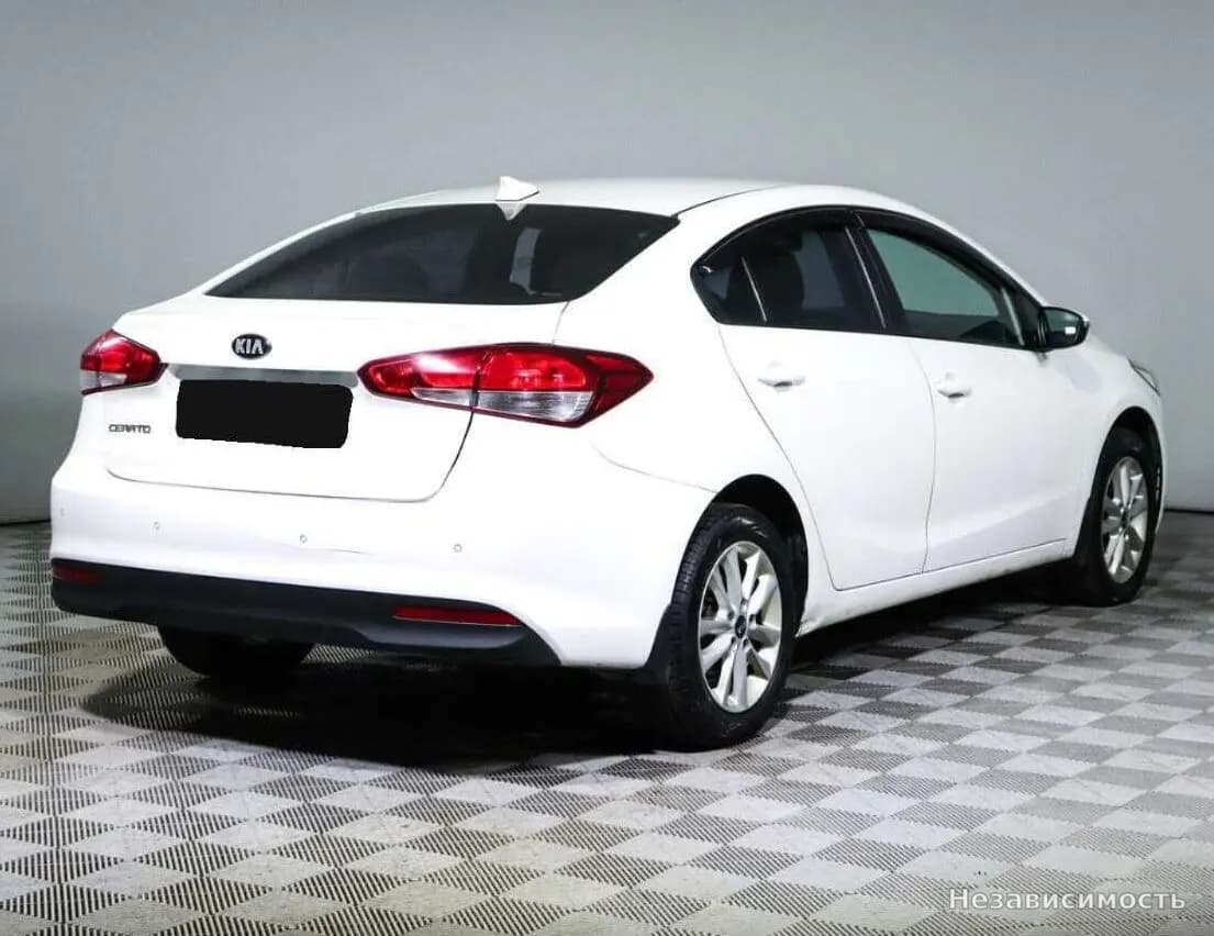 KIA Cerato 2018 с пробегом — фото 5