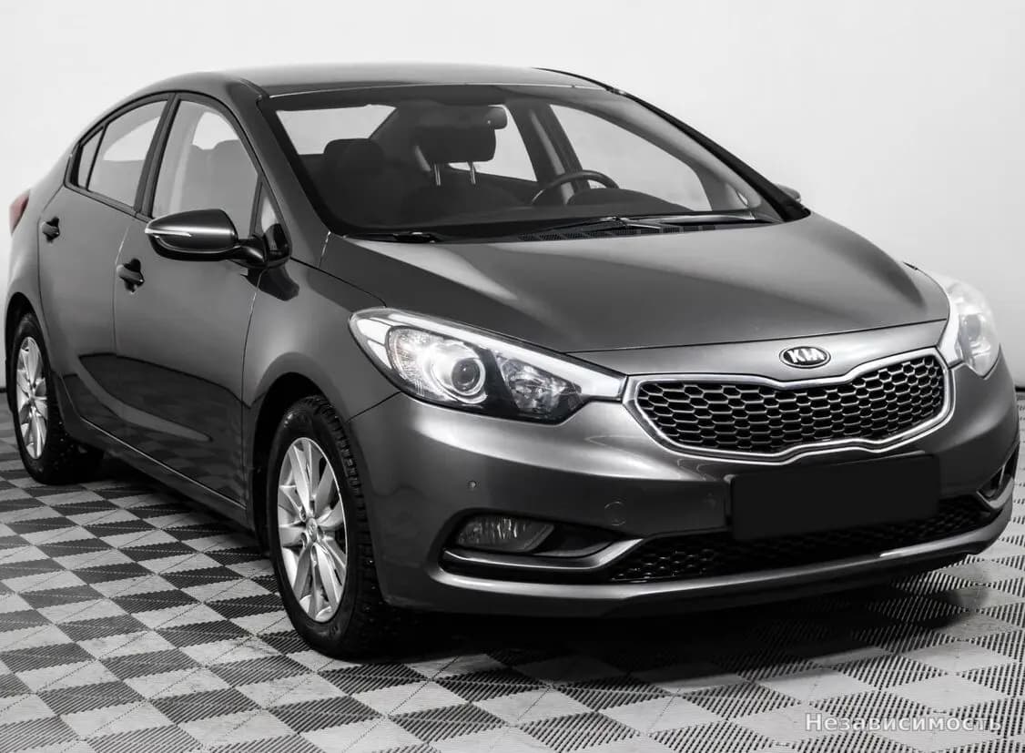 KIA Cerato 2016 с пробегом — фото 3