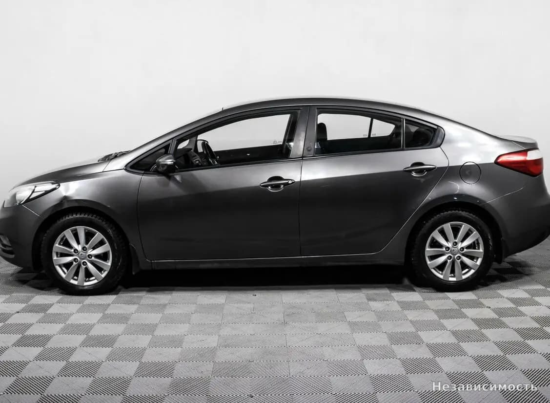 KIA Cerato 2016 с пробегом — фото 8