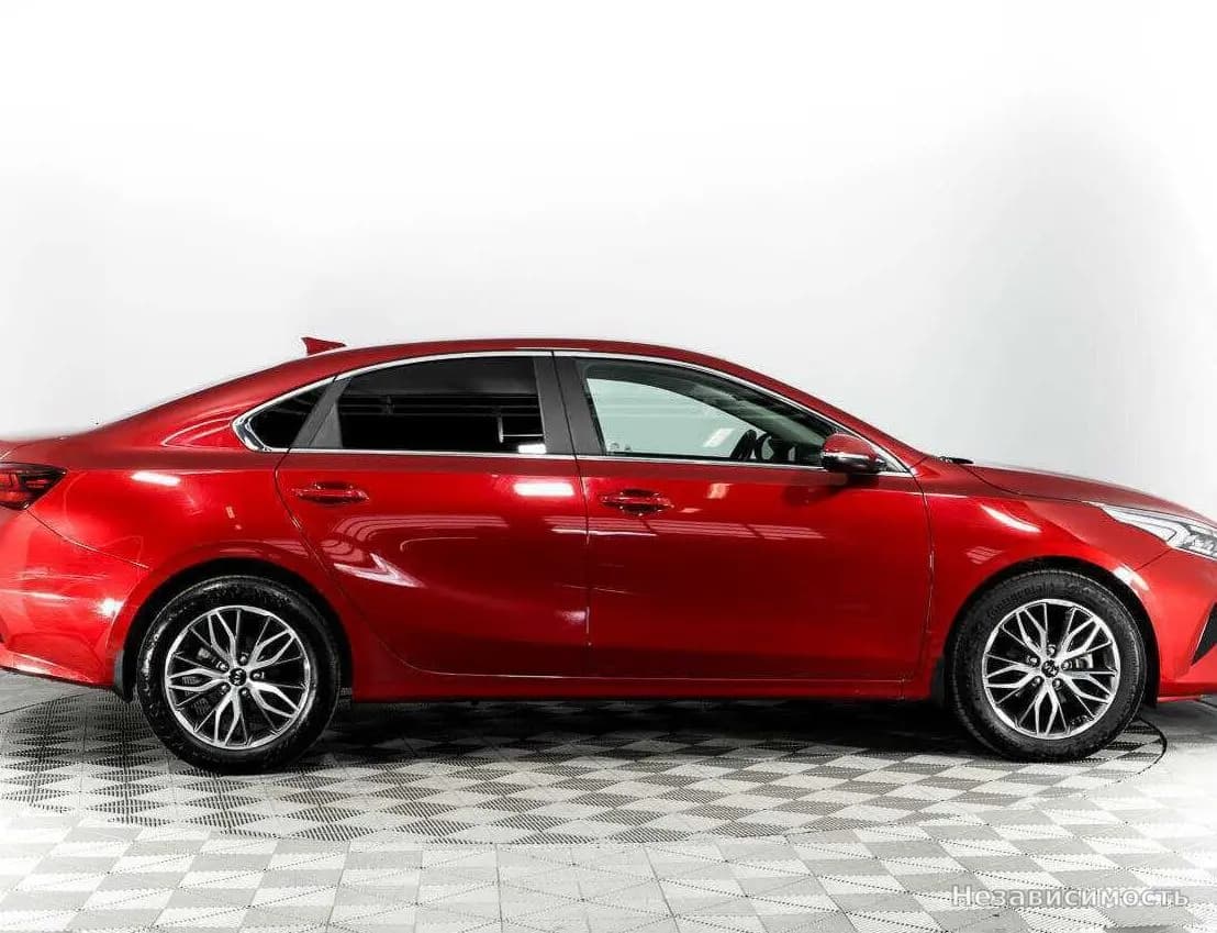 KIA Cerato 2021 с пробегом — фото 3