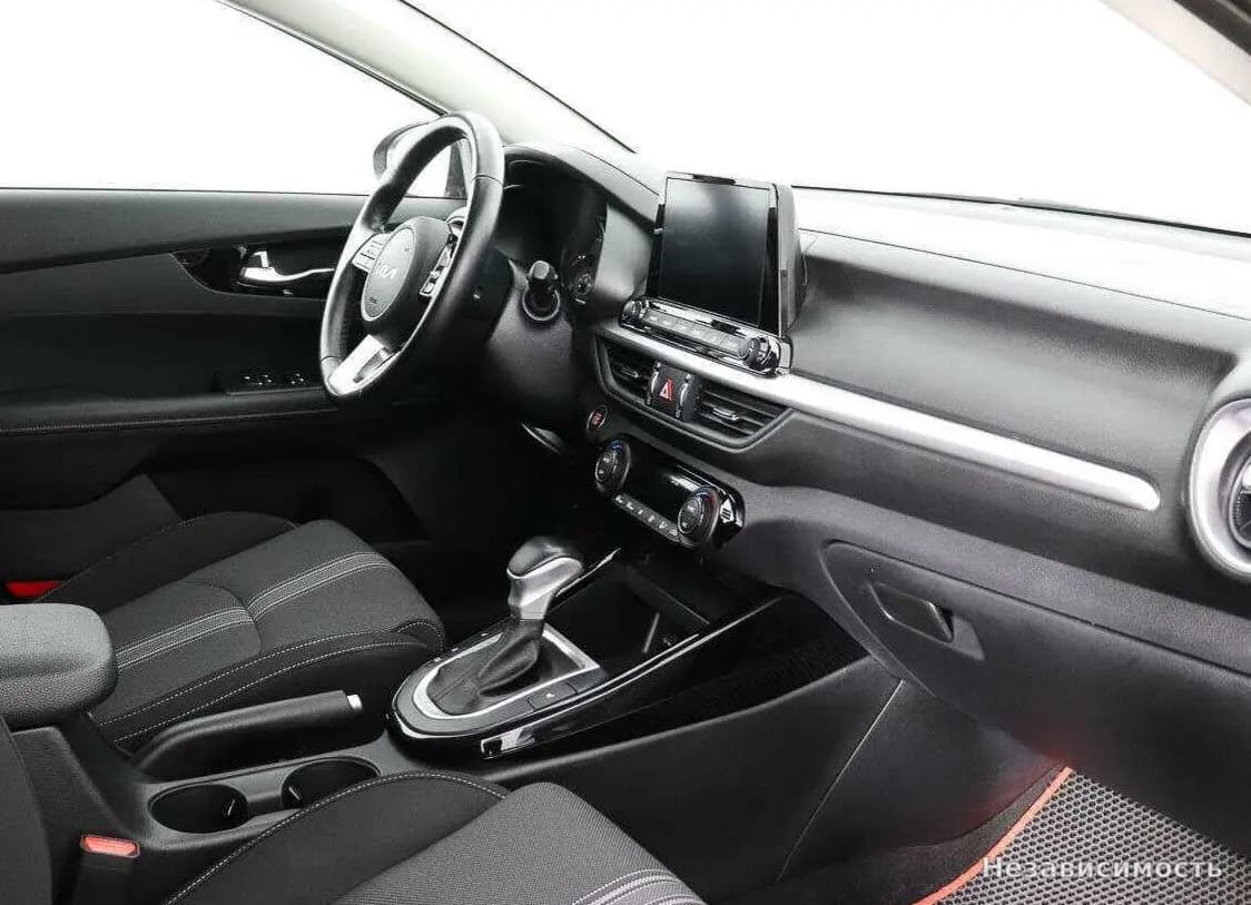 KIA Cerato 2021 с пробегом — фото 8