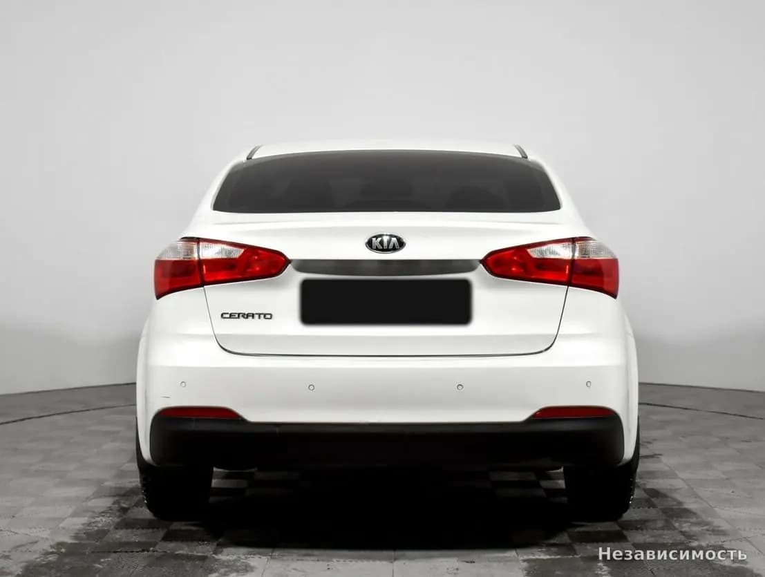 KIA Cerato 2015 с пробегом — фото 5