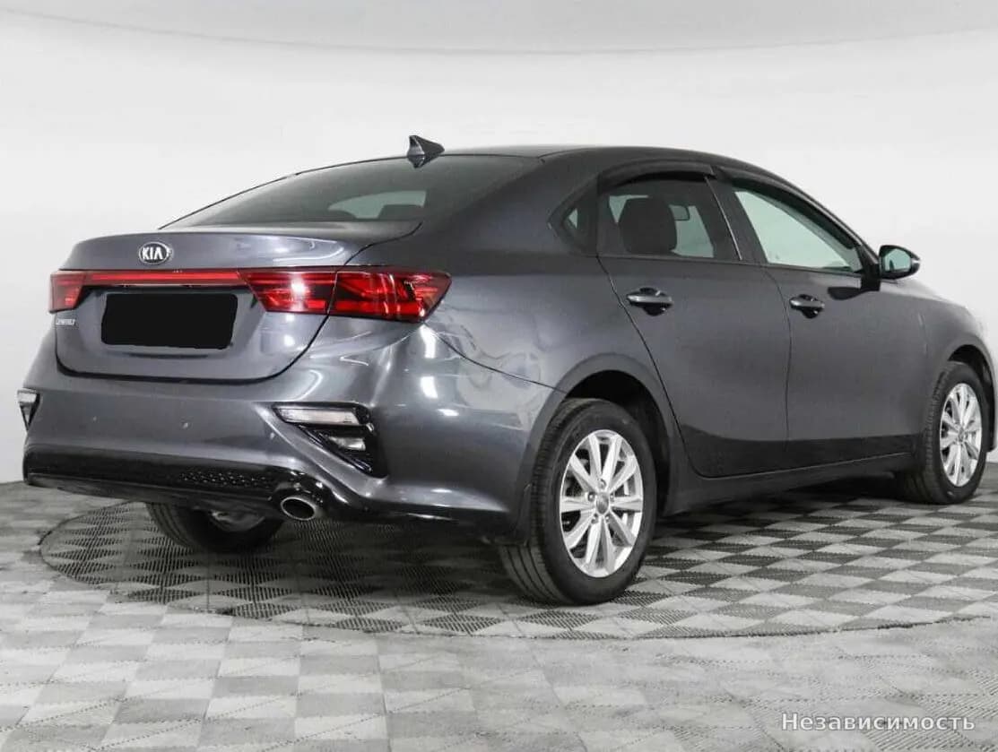 KIA Cerato 2018 с пробегом — фото 5