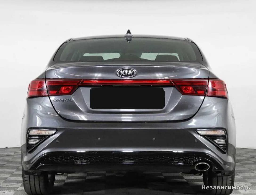 KIA Cerato 2018 с пробегом — фото 6