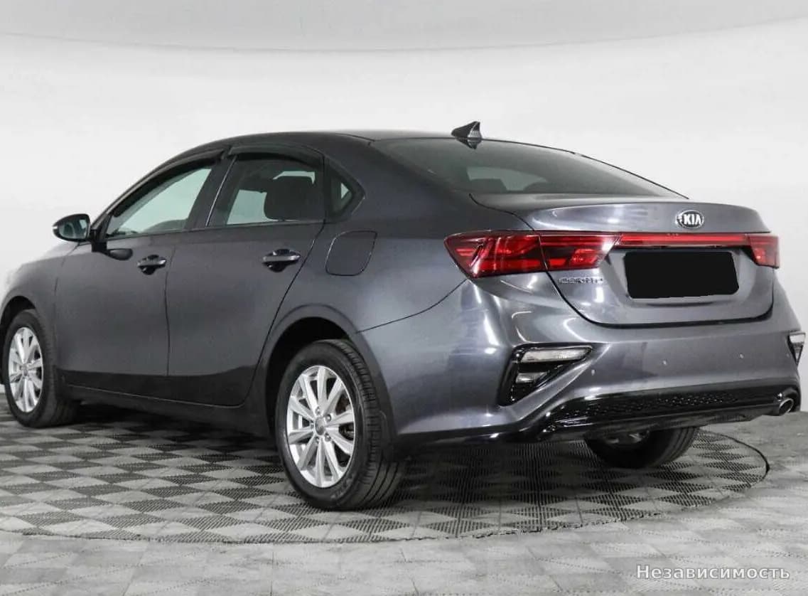 KIA Cerato 2018 с пробегом — фото 7