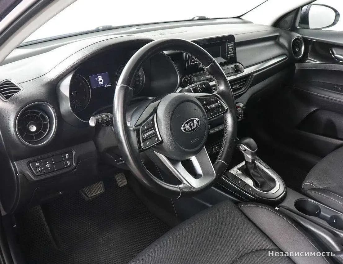 KIA Cerato 2018 с пробегом — фото 9