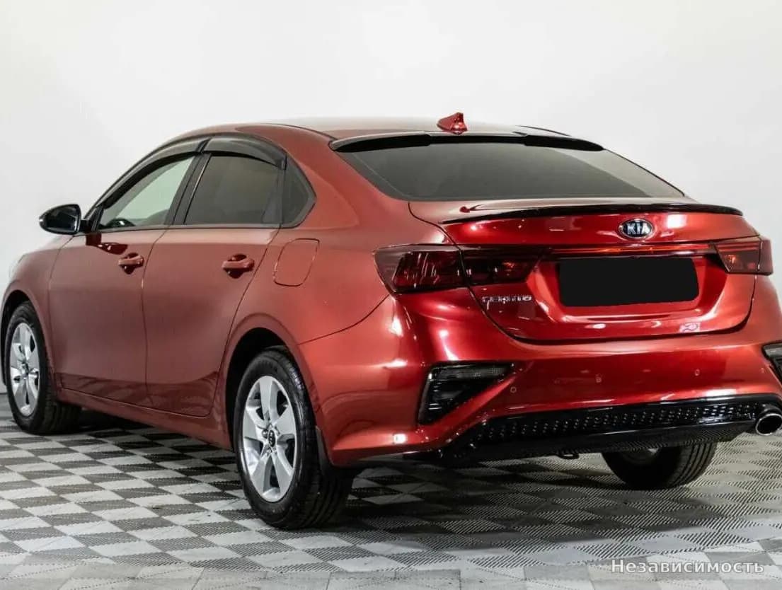 KIA Cerato 2019 с пробегом — фото 7