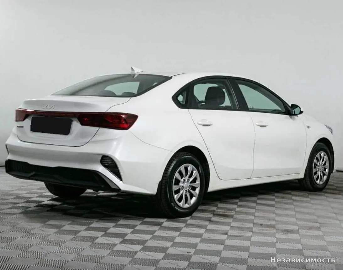 KIA Cerato 2021 с пробегом — фото 5