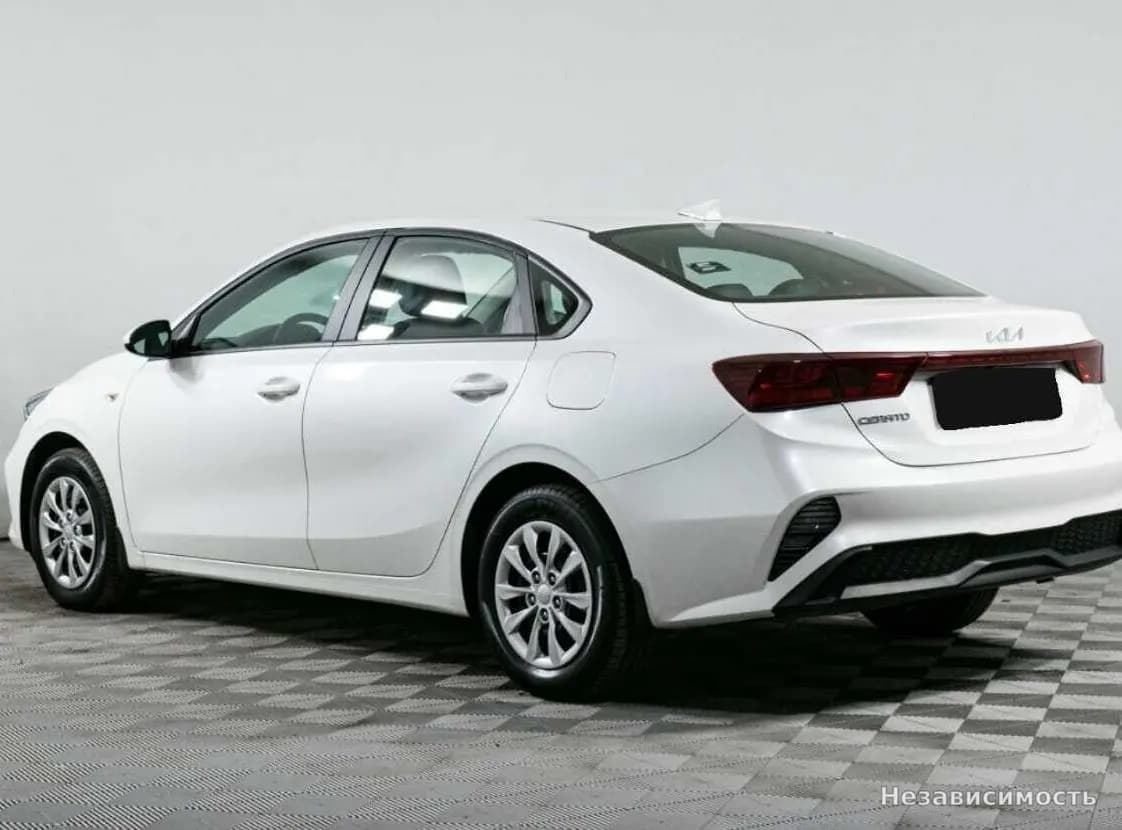 KIA Cerato 2021 с пробегом — фото 7