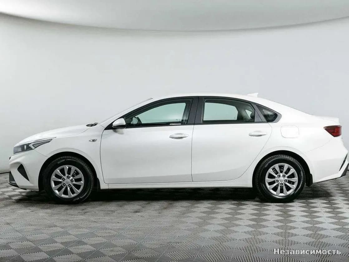 KIA Cerato 2021 с пробегом — фото 8